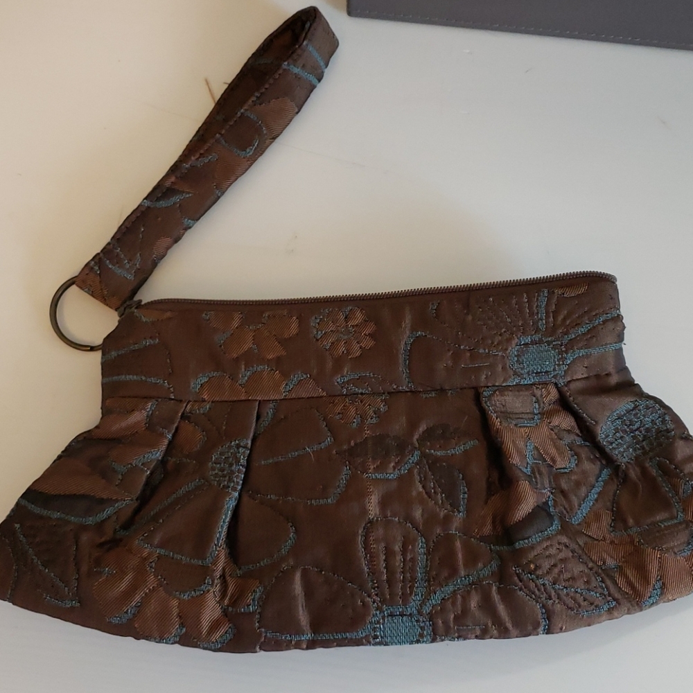 Maruca clutch